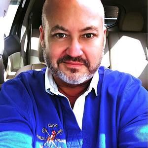 Meet your Posher, Dennie